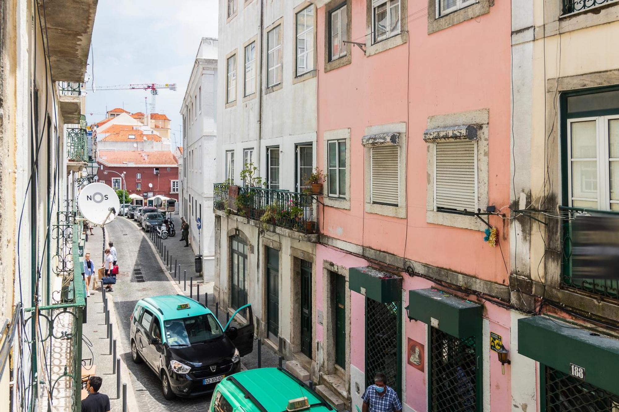 Alfama Patio Apartments Лісабон Екстер'єр фото